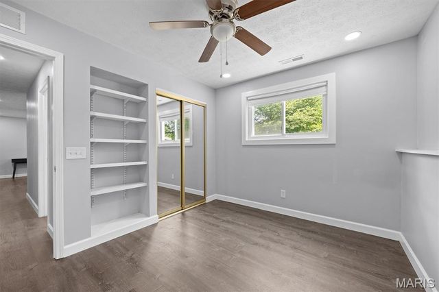 77 S Meadow Lane, Glen Carbon, IL 62034