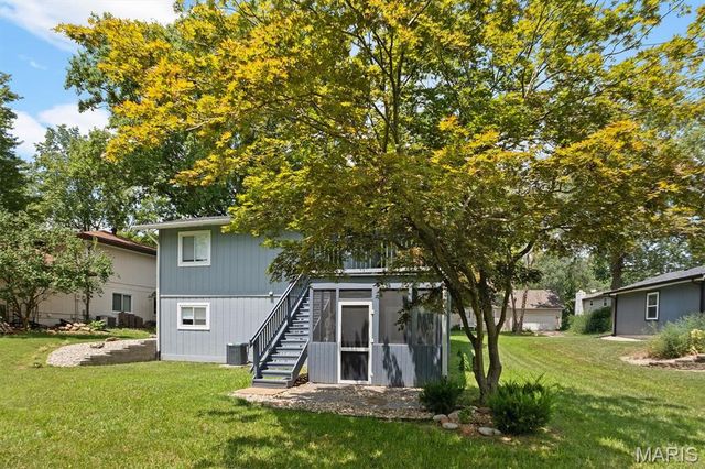 77 S Meadow Lane, Glen Carbon, IL 62034