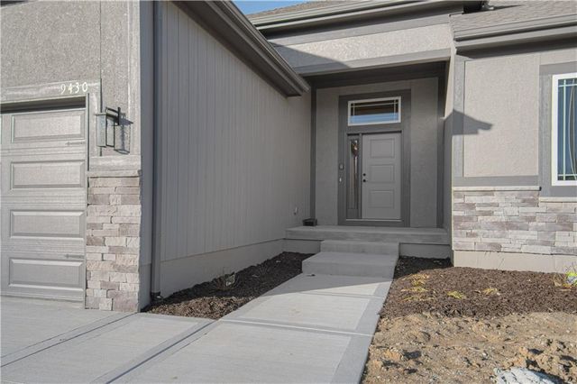 9430 N Belton Avenue, Kansas City, MO 64154