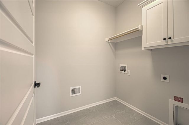 9430 N Belton Avenue, Kansas City, MO 64154