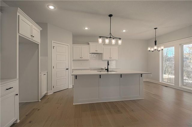 9430 N Belton Avenue, Kansas City, MO 64154