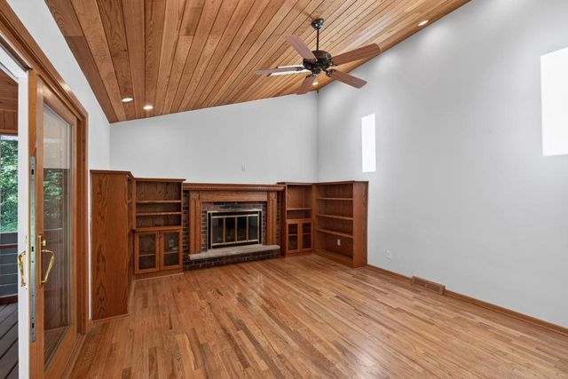 6420 Brandywood Trail, Sun Prairie, WI 53590
