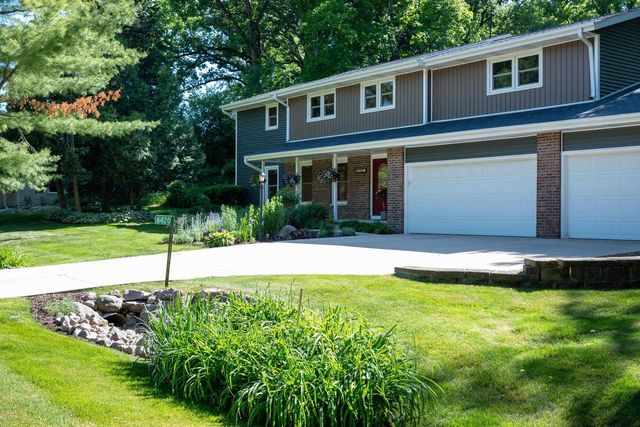 6420 Brandywood Trail, Sun Prairie, WI 53590