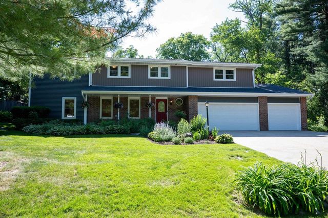 6420 Brandywood Trail, Sun Prairie, WI 53590