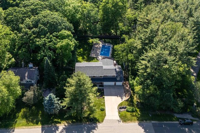 6420 Brandywood Trail, Sun Prairie, WI 53590