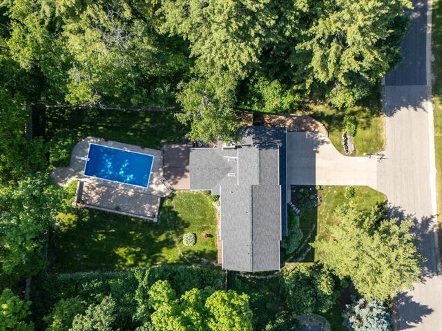 6420 Brandywood Trail, Sun Prairie, WI 53590