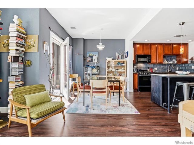 1630 N Clarkson Street 302, Denver, CO 80218