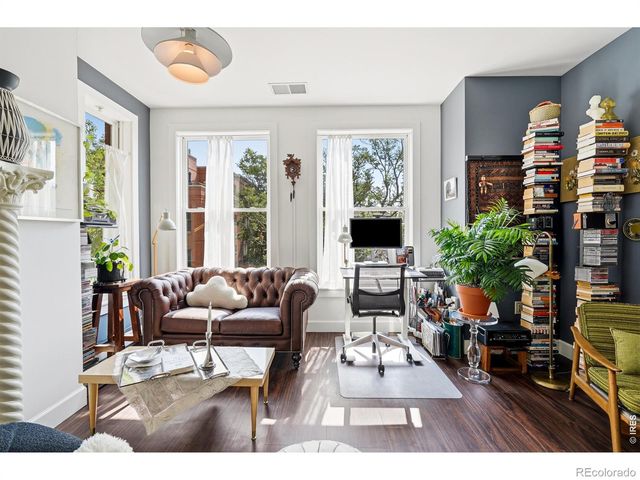 1630 N Clarkson Street 302, Denver, CO 80218