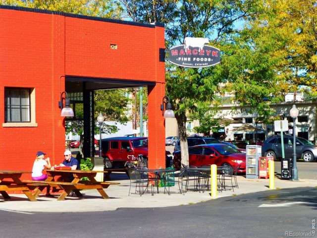 1630 N Clarkson Street 302, Denver, CO 80218