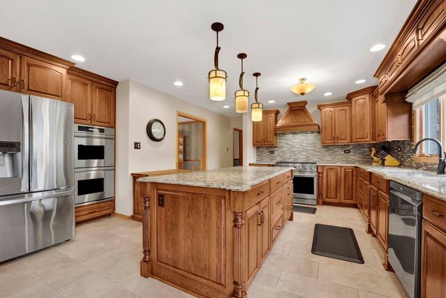 8010 Salvatori Court, Orland Park, IL 60462