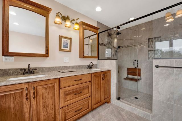 8010 Salvatori Court, Orland Park, IL 60462