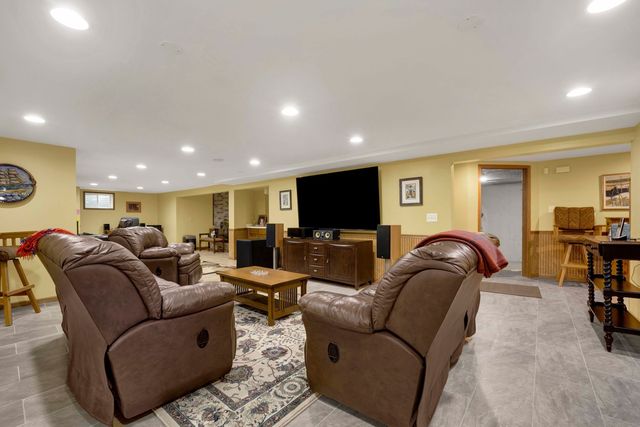 8010 Salvatori Court, Orland Park, IL 60462
