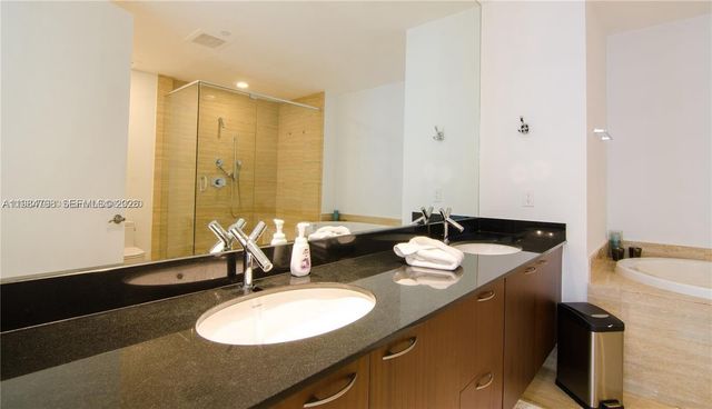 15811 Collins Avenue 2602, Sunny Isles Beach, FL 33160