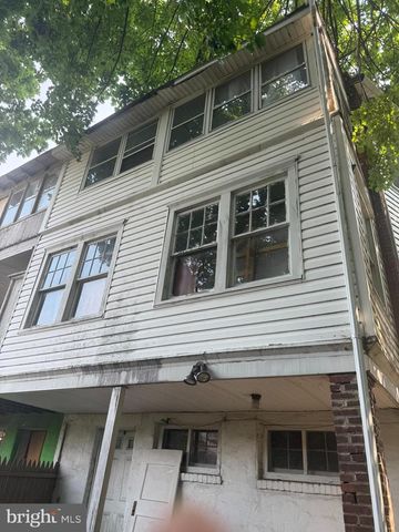697 RUTHERFORD AVE, Trenton, NJ 08618