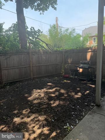 697 RUTHERFORD AVE, Trenton, NJ 08618