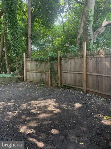 697 RUTHERFORD AVE, Trenton, NJ 08618