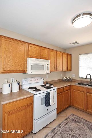1630 W ALTA VISTA Road, Phoenix, AZ 85041