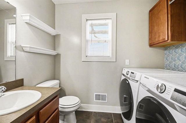 5255 Windfield Drive, Allendale, MI 49401