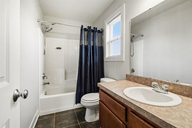 5255 Windfield Drive, Allendale, MI 49401