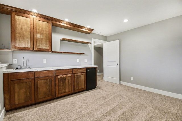 5255 Windfield Drive, Allendale, MI 49401