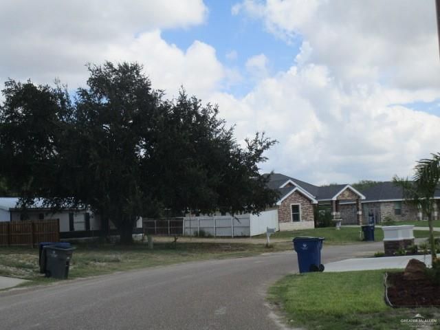 420 N Kika De La Garza Boulevard, La Joya, TX 78560