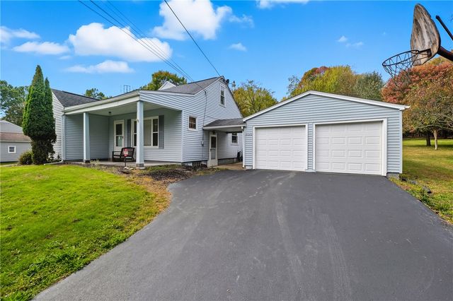 2060 Parkdale Avenue, Hermitage, PA 16148