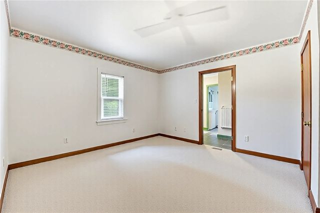 2060 Parkdale Avenue, Hermitage, PA 16148