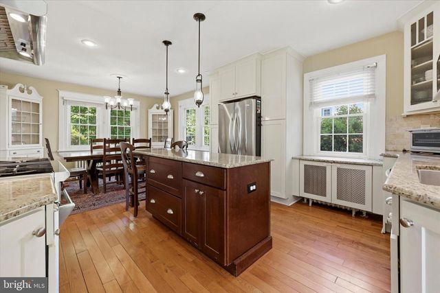 404 CHELTENA AVE, Jenkintown, PA 19046