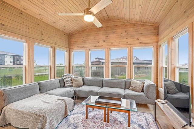 6557 Vista Valley, Windsor, WI 53598