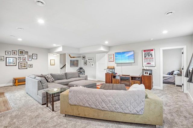6557 Vista Valley, Windsor, WI 53598