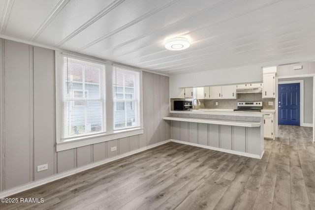 710 S Ave E Street, Crowley, LA 70526