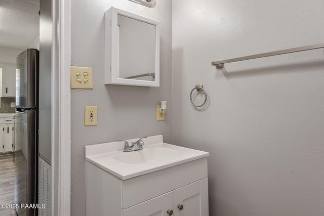 710 S Ave E Street, Crowley, LA 70526