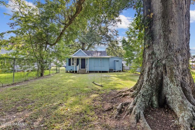 710 S Ave E Street, Crowley, LA 70526