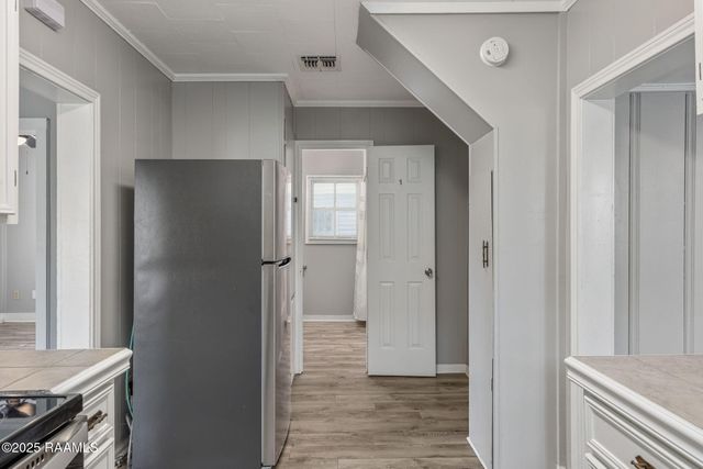 710 S Ave E Street, Crowley, LA 70526