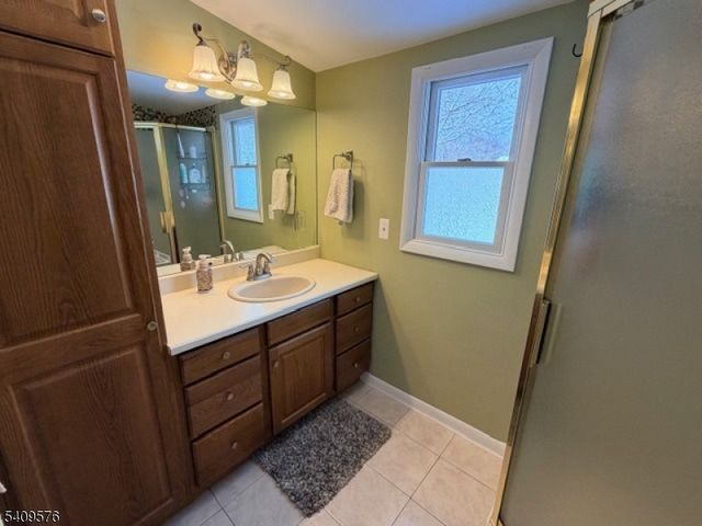 911 Colfax Ave, Pompton Lakes Boro, NJ 07442