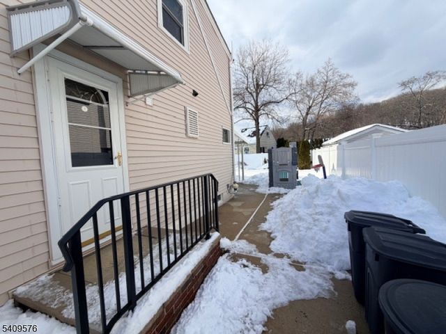 911 Colfax Ave, Pompton Lakes Boro, NJ 07442