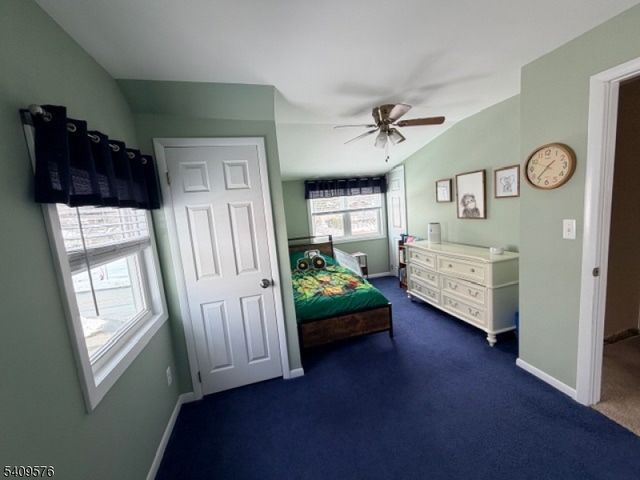 911 Colfax Ave, Pompton Lakes Boro, NJ 07442