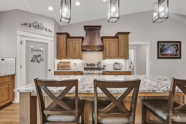 1430 Shelbi St, Twin Falls, ID 83301