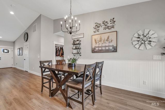 1430 Shelbi St, Twin Falls, ID 83301