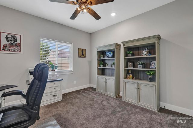 1430 Shelbi St, Twin Falls, ID 83301