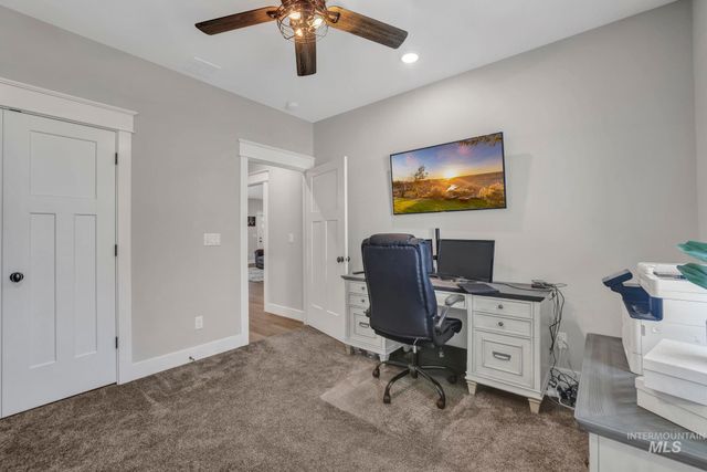 1430 Shelbi St, Twin Falls, ID 83301