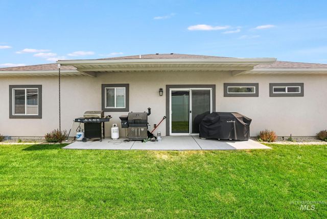 1430 Shelbi St, Twin Falls, ID 83301