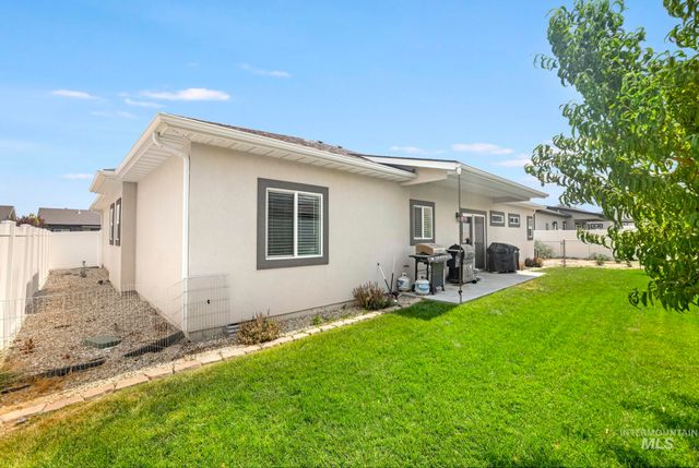 1430 Shelbi St, Twin Falls, ID 83301