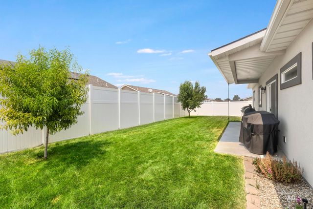1430 Shelbi St, Twin Falls, ID 83301