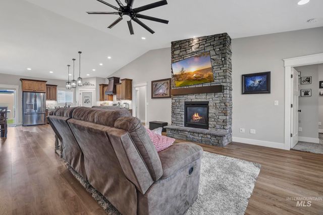 1430 Shelbi St, Twin Falls, ID 83301
