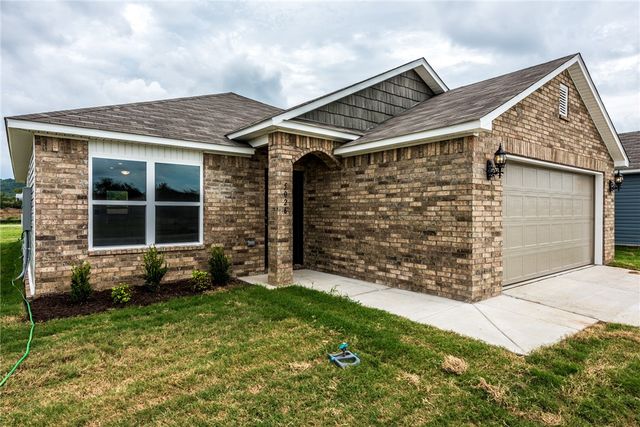 5026 Claxton Circle, Fayetteville, AR 72704