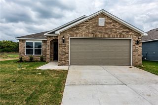 5026 Claxton Circle, Fayetteville, AR 72704