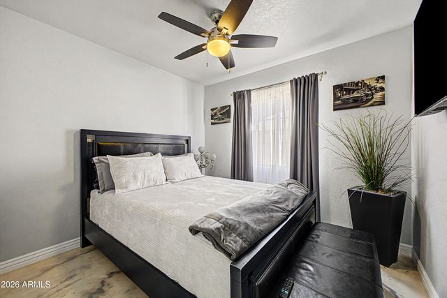 4301 N 81ST Avenue, Phoenix, AZ 85033