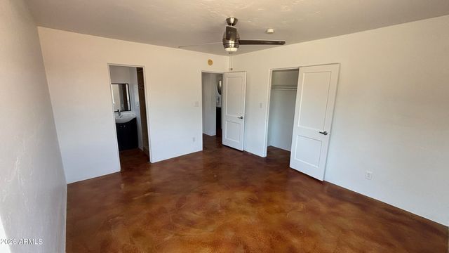 5548 N 12TH Avenue, Phoenix, AZ 85013