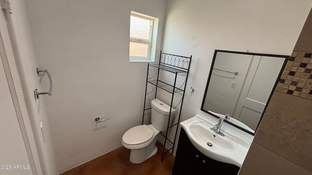 5548 N 12TH Avenue, Phoenix, AZ 85013